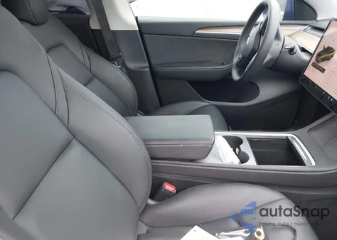 2023 Tesla Model Y Awd/Long Range Dual Motor All-Wheel Drive from USA, damaged, VIN 7SAYGAEE4PF757734